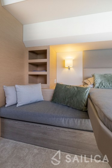MY5 - Yacht Charter Sailica