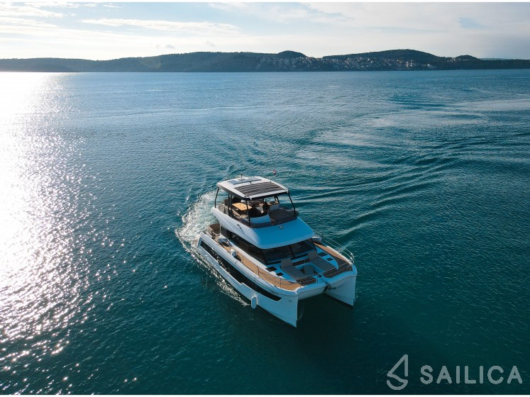 MY5 - Yacht Charter Sailica