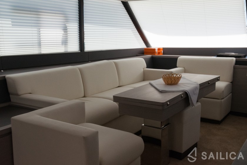 MY5 - Yacht Charter Sailica