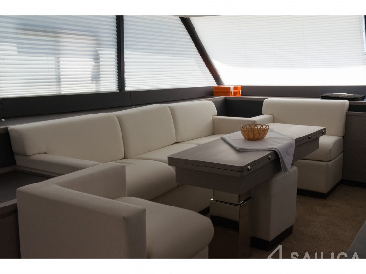 MY5 - Yacht Charter Sailica