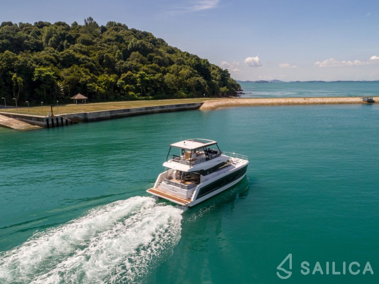 MY5 - Yacht Charter Sailica