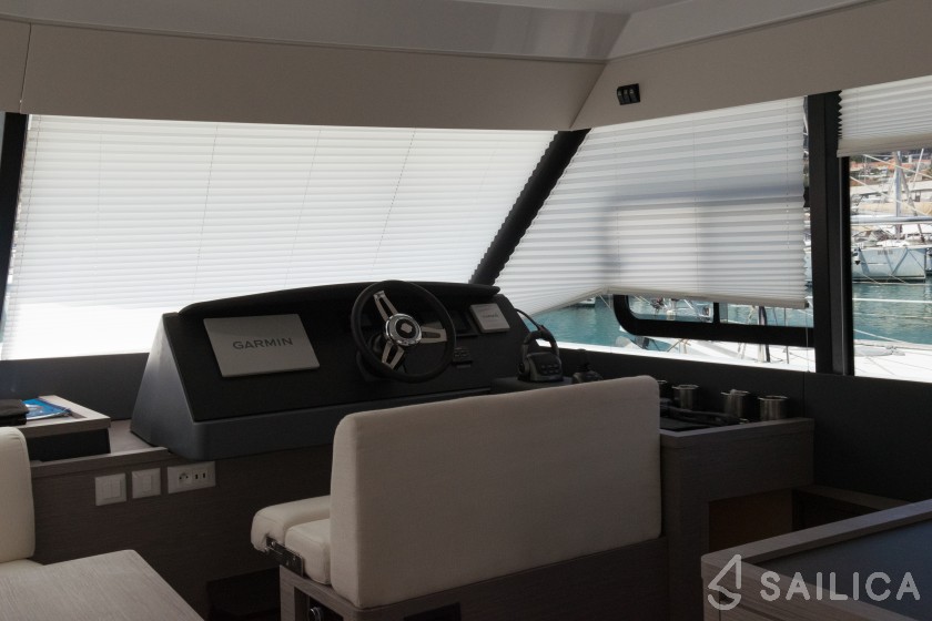 MY5 - Yacht Charter Sailica