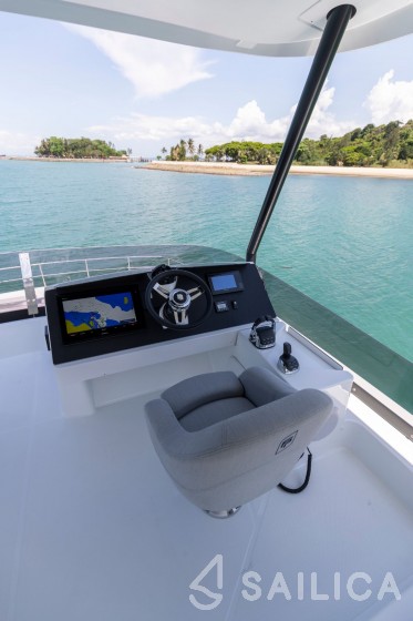 MY5 - Yacht Charter Sailica