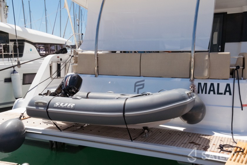 MY5 - Yacht Charter Sailica