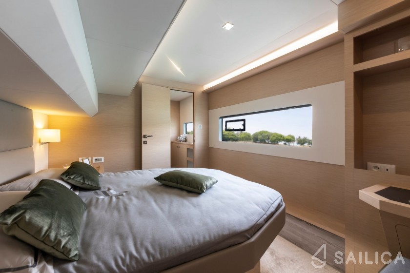 MY5 - Yacht Charter Sailica