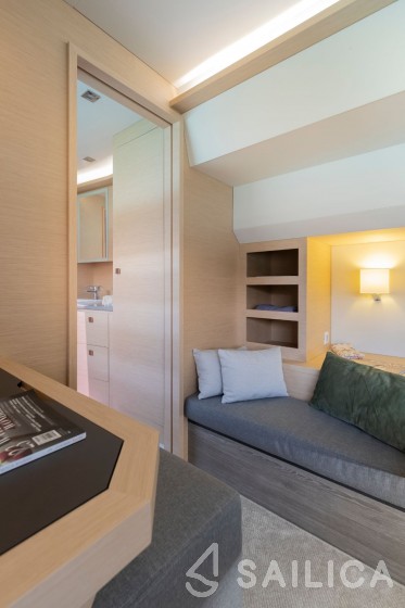 MY5 - Yacht Charter Sailica