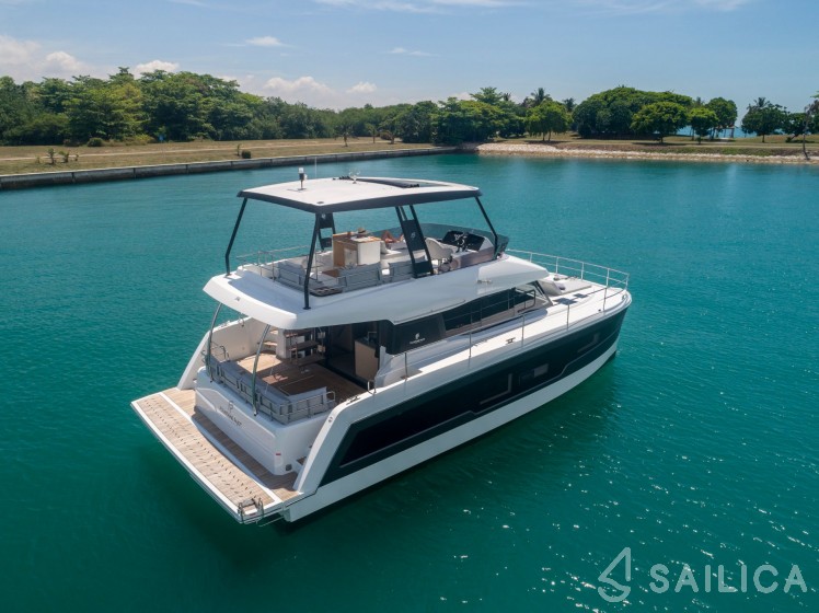 MY5 - Yacht Charter Sailica