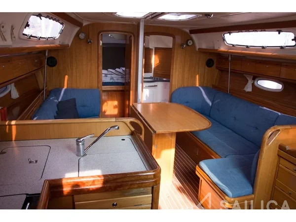 Bavaria 38 Cruiser - Yacht Charter Sailica