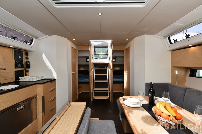 Hanse 460 - Yacht Charter Sailica