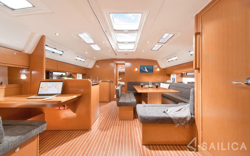 Bavaria 50 - Yacht Charter Sailica
