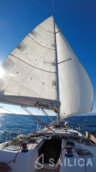 Sun Odyssey 45 - Yacht Charter Sailica