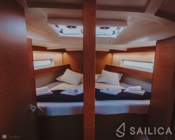Sun Odyssey 440 - Yacht Charter Sailica