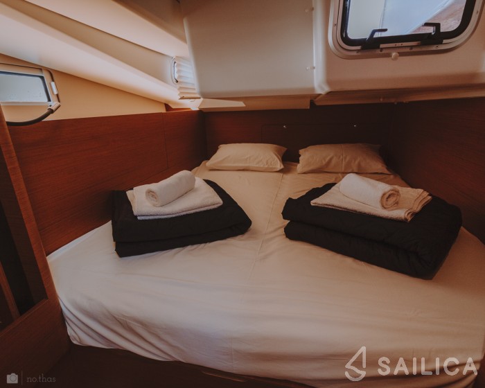 Sun Odyssey 440 - Yacht Charter Sailica
