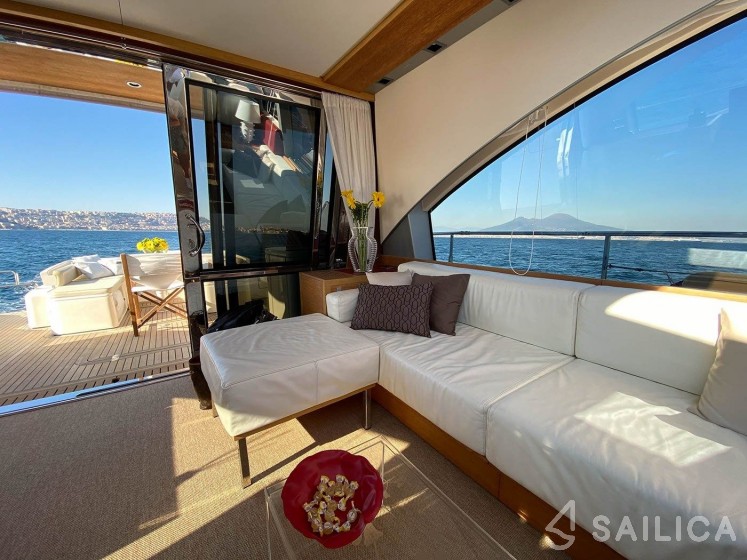 Aicon 62 SL - Yacht Charter Sailica