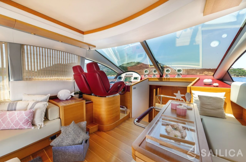 Aicon 62 SL - Yacht Charter Sailica