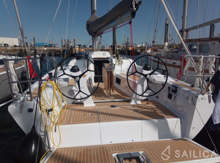 Dehler 38 - Yacht Charter Sailica