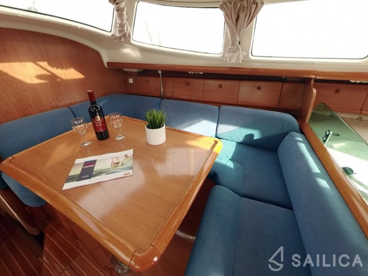 Sun Odyssey 43 DS - Yacht Charter Sailica