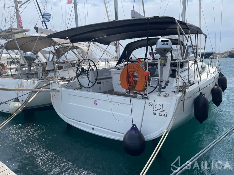 Oceanis 40.1 - Yacht Charter Sailica