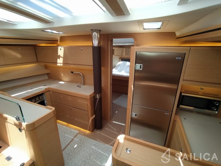 Dufour 56 Exclusive - Yacht Charter Sailica