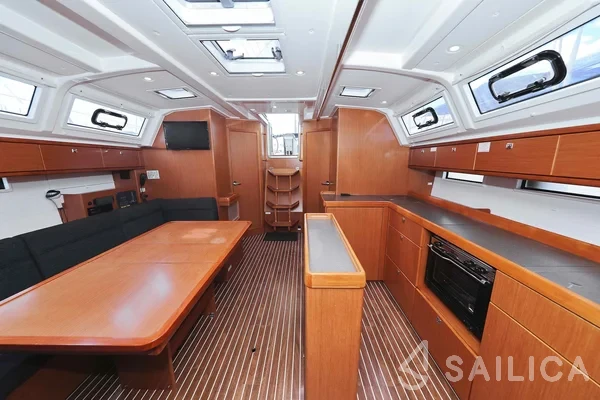 Bavaria 46 Cruiser - Yacht Charter Sailica