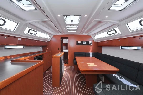 Bavaria 46 Cruiser - Yacht Charter Sailica