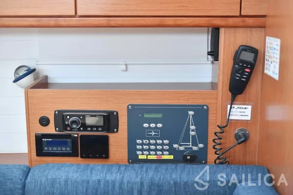 Bavaria 46 Cruiser - Yacht Charter Sailica
