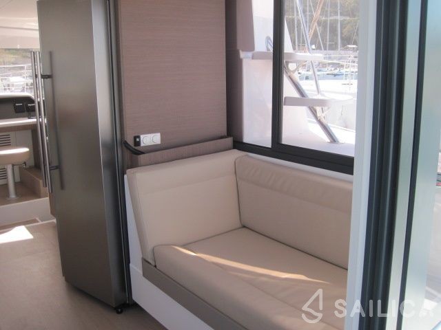 Bali 4.3 - Yacht Charter Sailica