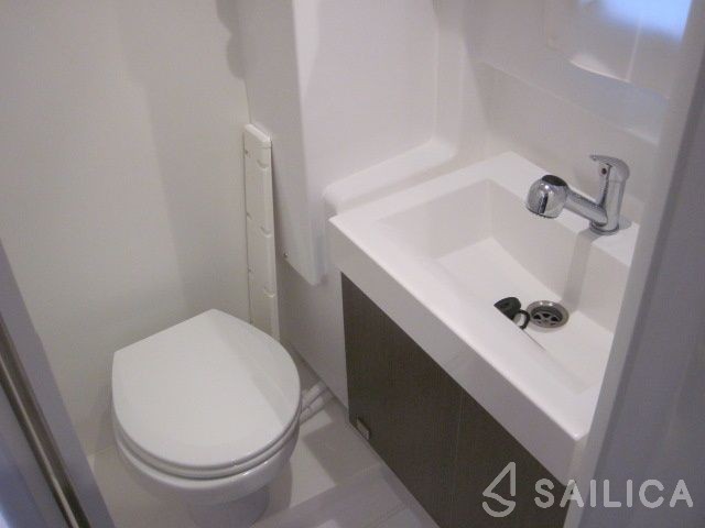 Bali 4.3 - Yacht Charter Sailica