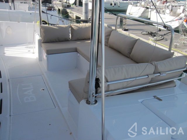 Bali 4.3 - Yacht Charter Sailica
