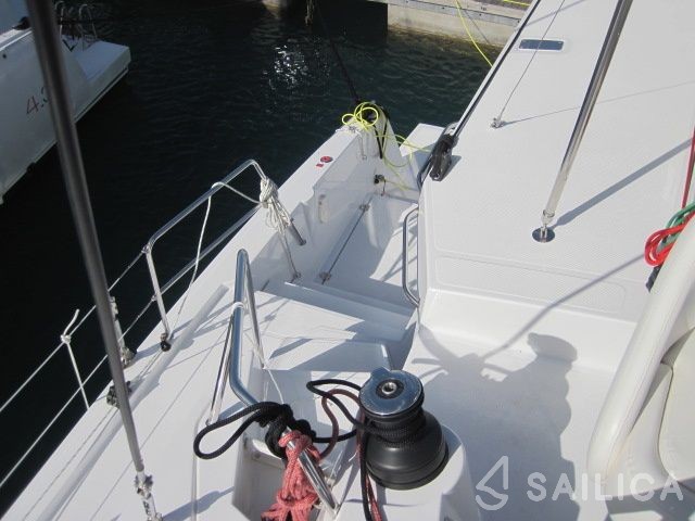 Bali 4.3 - Yacht Charter Sailica