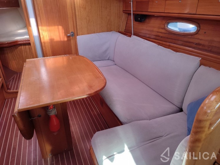 Bavaria 37 Cruiser - Yacht Charter Sailica