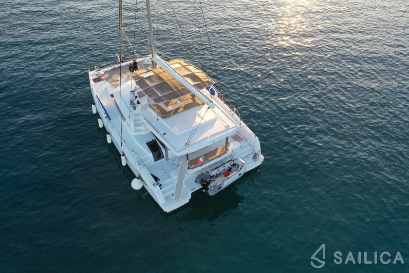 Bali 5.4. - Yacht Charter Sailica