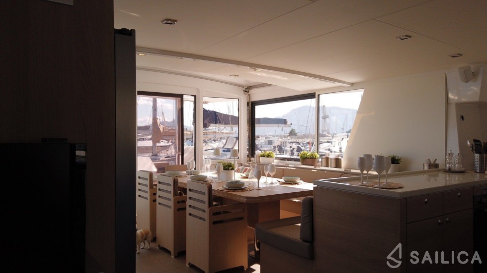 Bali 5.4. - Yacht Charter Sailica
