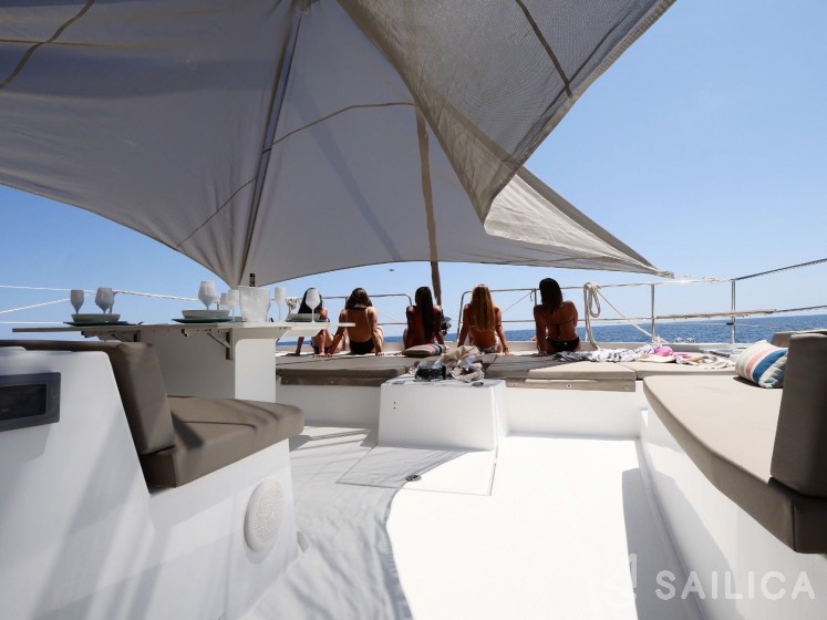 Bali 5.4. - Yacht Charter Sailica