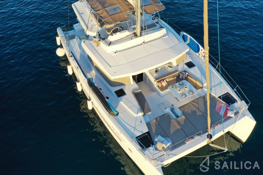 Bali 5.4. - Yacht Charter Sailica