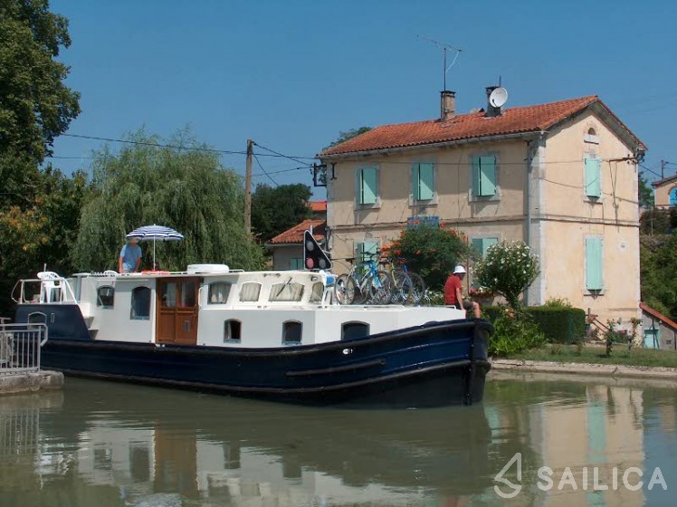 EuroClassic 139 - Yacht Charter Sailica