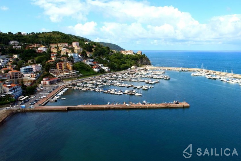 Bavaria 46 Cruiser - Yacht Charter Sailica