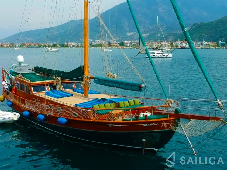 Gulet - Yacht Charter Sailica