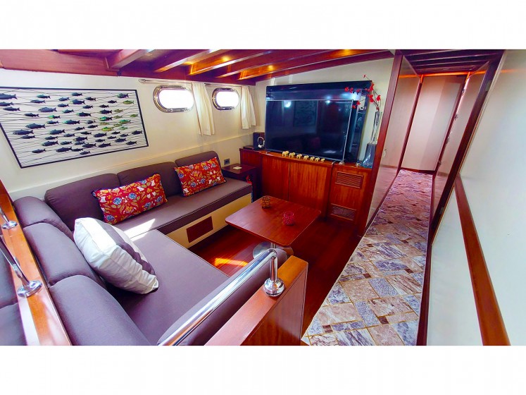 Gulet - Yacht Charter Sailica