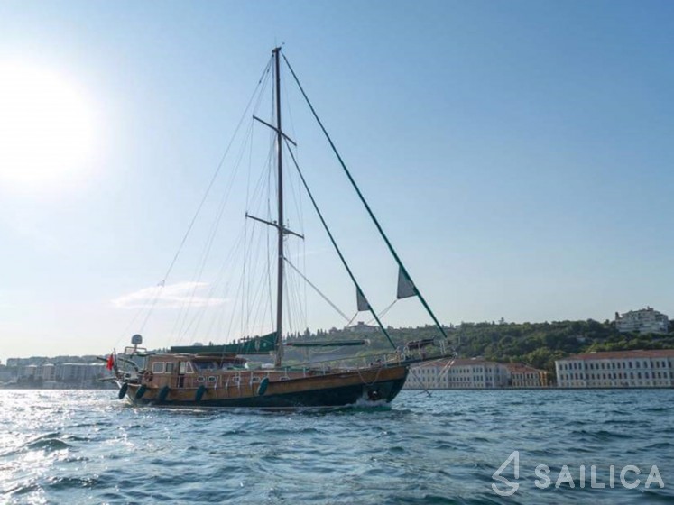 Gulet - Yacht Charter Sailica