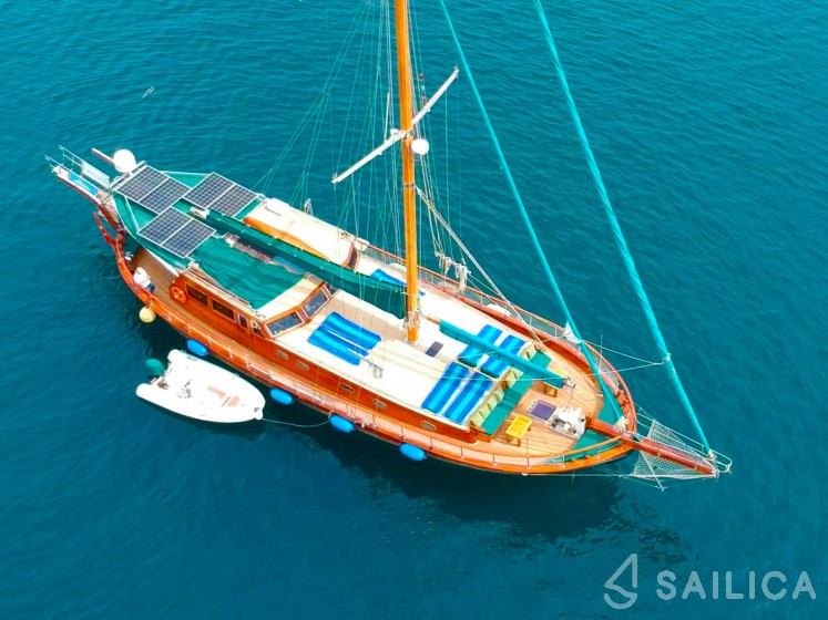 Gulet - Yacht Charter Sailica