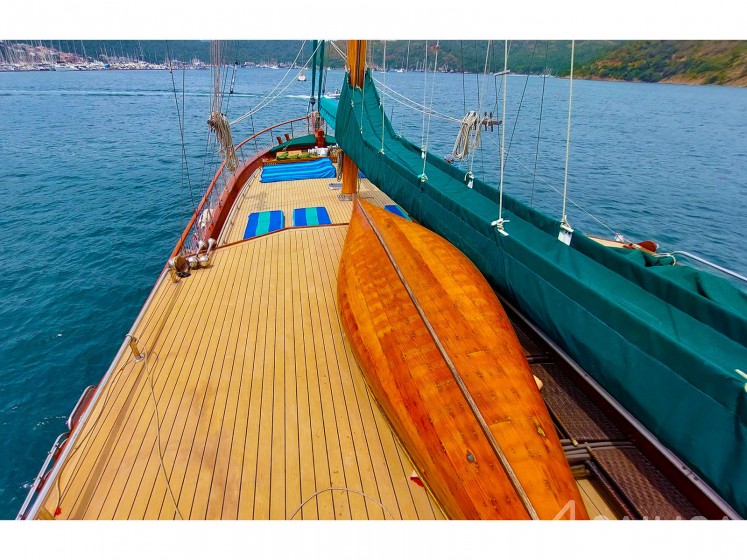 Gulet - Yacht Charter Sailica