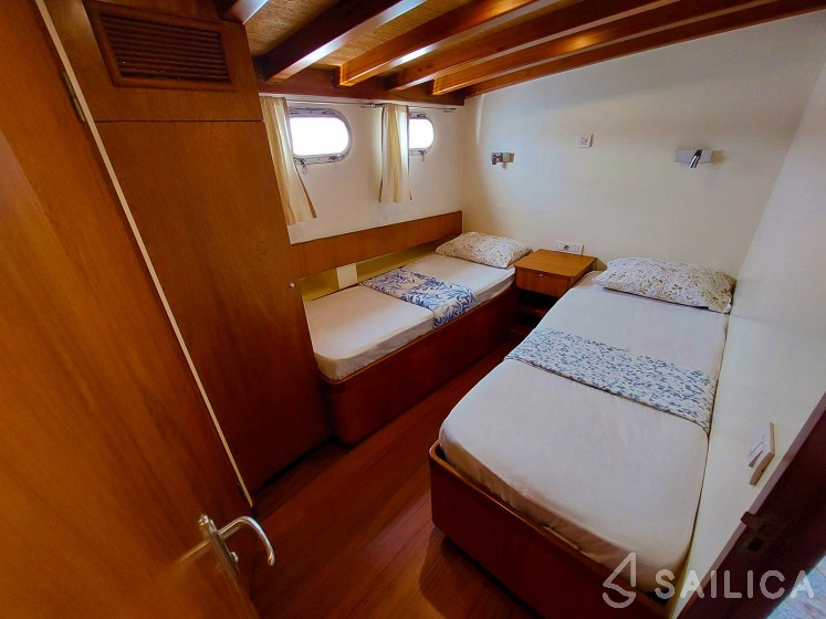 Gulet - Yacht Charter Sailica