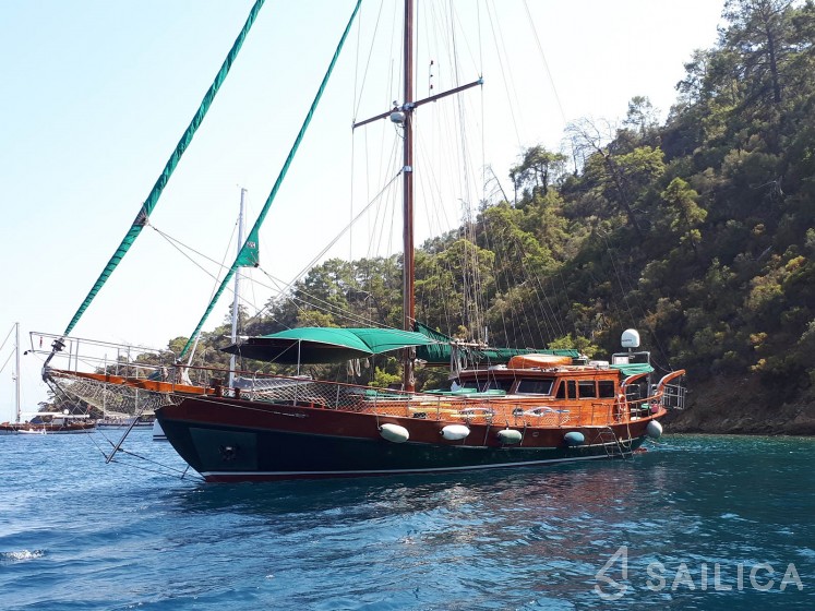Gulet - Yacht Charter Sailica