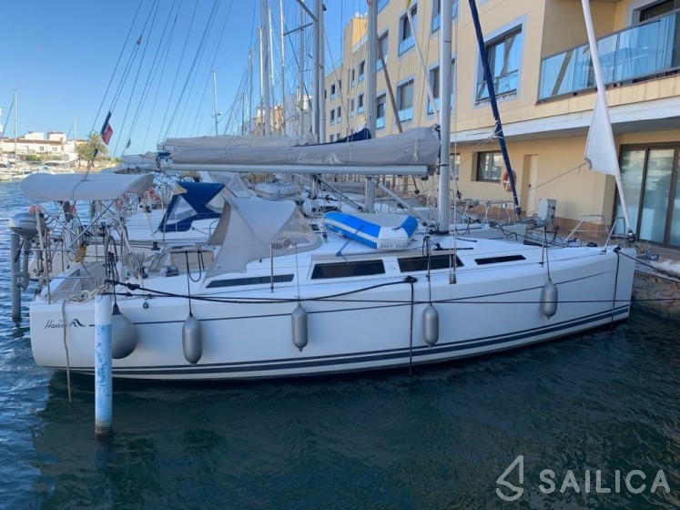 Hanse 345 - Yacht Charter Sailica