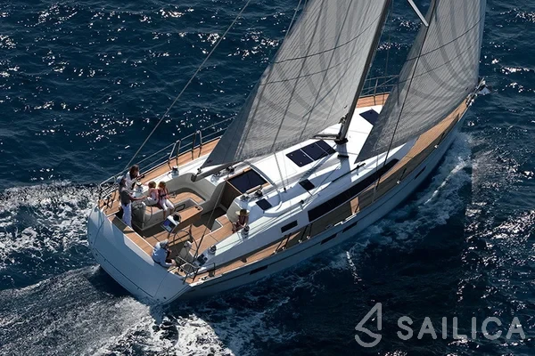 Bavaria 46 Cruiser - Yacht Charter Sailica