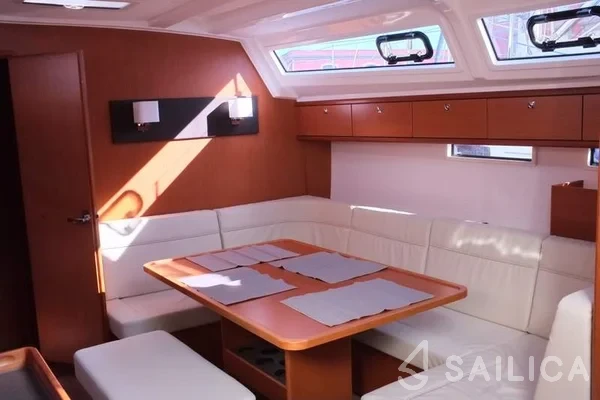 Bavaria 46 Cruiser - Yacht Charter Sailica