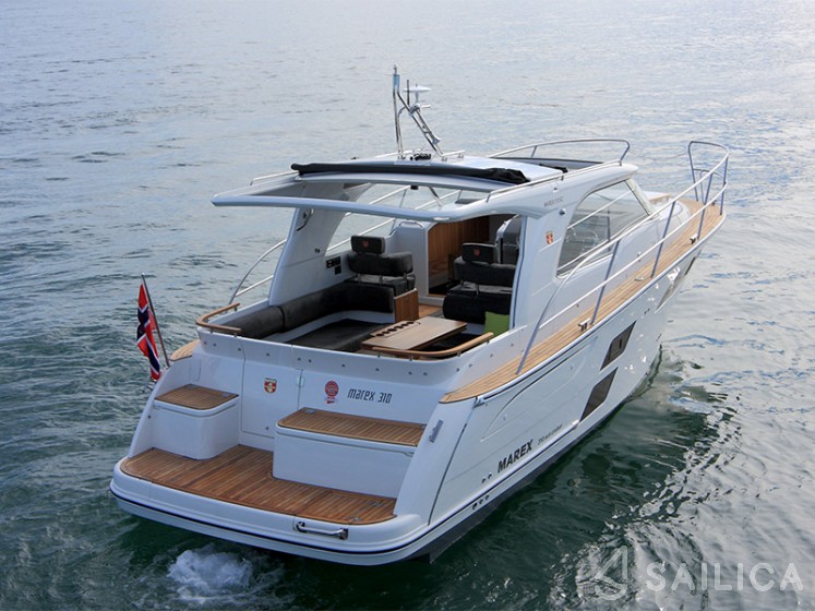 Marex 360 Cabriolet Cruiser - Yacht Charter Sailica
