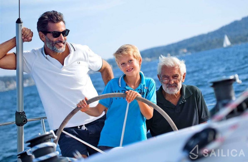 Bavaria 41 Cruiser - Yacht Charter Sailica