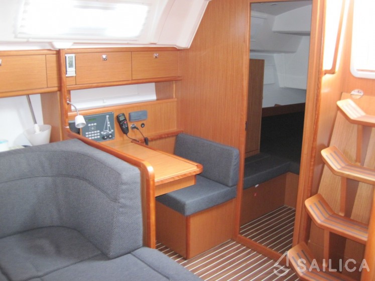 Bavaria 41 Cruiser - Yacht Charter Sailica